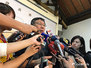 悼劉曉波被酸「兩岸一家親」 柯：中國應改進