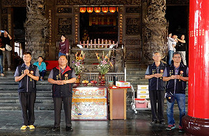 眾神上凱道? 高市宮廟興趣缺缺