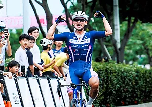 96聯賽成車手追夢舞台  馬國房宏傑單飛奪冠