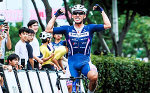 96聯賽成車手追夢舞台  馬國房宏傑單飛奪冠