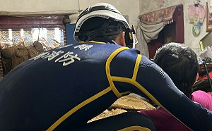 凱米颱風餘威 高雄旗山土石沖民宅一死一傷