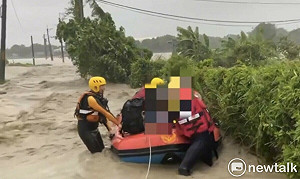 凱米颱風過境台南雨量驚人 河川暴漲多區嚴重淹水