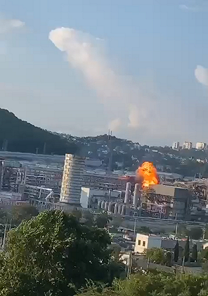 (影)再炸俄空軍機地毀戰機! 烏自研導彈成功 澤連斯基 :  將轉變對俄攻勢
