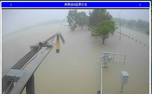 高雄災情慘重 卻遭嘲諷狂酸  黃暐瀚：雨量驚人一定淹水 團結救災少點口水