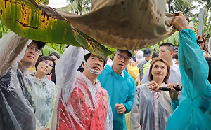 颱風重創南台灣 賴清德美濃勘災：全台「淹水逾50公分」補助2萬