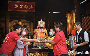 寶光媽回祖廟樂成宮迎媽祖 共同起駕北上參與時輪大法會