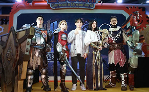 漫博會粉絲開門猛衝！「遊戲橘子」攤位擠爆