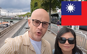 土耳其籍藝人吳鳳攜家人赴法國 助台灣選手加油 獲駐法代表處贈國旗