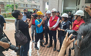 歷34小時馬拉松抽水！ 高市三民區德山街大樓恢復送電 