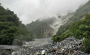 高雄、花蓮再宣布部分地區30日停班課 平納莉颱風7天最多放假紀錄