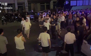 (影)「獻忠事件」頻發！長沙爆蓄意衝撞至少8死5傷、陝西男持刀與警對峙