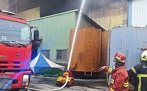 大發工業區廠房火警半小時撲滅 環保局持續監測空品數據