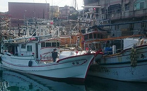 台灣漁船闖日本海域逃避登檢船長遭逮! 家屬匯32萬盼儘快釋放人船