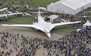 俄「核三位一體」Tu-160M爆醜聞! 普丁搭過2月後墜毀  竟因貪汙用舊料修引擎