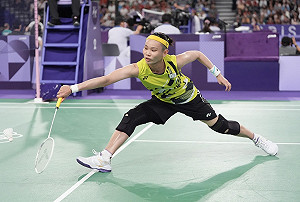 (影)戴資穎帶傷出賽復發惡化 BWF 藉機宣傳招致球迷不滿