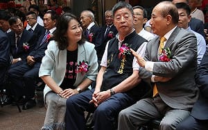 王金平好久不見！吳思瑤：當年有他在 立院不會發生「國會惡例」