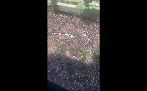 (影) 委民眾占領首都! 傳馬杜洛逃難 美認岡薩雷斯勝選 中共3.7兆打水漂了