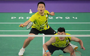 李洋滿臉鬍渣！王齊麟親揭原因：不能刮