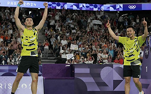 中國人素質就這？「麟洋配」最後一舞年終賽　中國大媽觀眾席竟大喊台灣是中國的