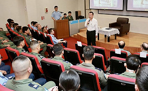 凱米襲台期間空軍協助疏運救災 顧立雄赴屏東慰勉第六聯隊