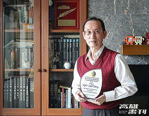 醫生詩人曾貴海逝世  長年寫詩拚社運  曾說作家應全心全力關懷弱勢