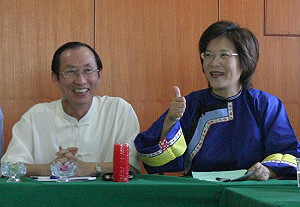 感念「詩人醫師」曾貴海貢獻 管碧玲:化作千風、遺範永存