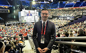 凌濤訪美痛罵外交官 王義川要他踹共：你在貴賓室做了什麼事？ 