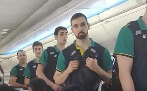 (影) 一個只對外國人好的國家！ 當中國人民真委屈 王毅竟還以此自豪說嘴