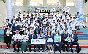 熊本青少年大使團訪高 台日師生體驗扯鈴、手作鳳梨酥