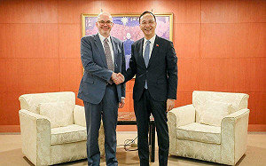 AIT率團拜會朱立倫 國民黨重申「親美友日和陸」路線 