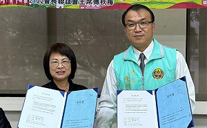 擴充緊急救護能量  獅子會300E-5區簽約捐贈高醫救護車     