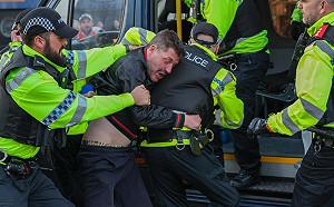 普丁是幕後黑手? 英國極右翼暴動 MI6控俄羅斯煽動13年來最大動亂