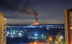 (影) 開會兩樣情! 烏總司令喜稱佔俄千平方里 普丁震怒 : 為何全球沒人譴責烏