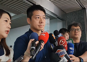 檢調赴台玻大樓搜索木可 民眾黨主動提交6箱憑證