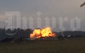 (影) 蜂群無人機攻3俄軍機場！連普丁「空軍一號」都挨轟 「黑天鵝」部隊重創俄空軍