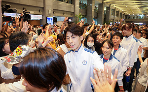 新北奧運選手簽名逾4小時 侯友宜：過程有隨時詢問選手狀況   