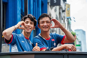 台灣拳后林郁婷凱旋返鄉 鶯歌熱情迎接金牌英雄