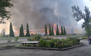 (影) 俄坦克大軍進犯馬林卡遭擊退 頓涅茨克軍事基地也被炸成碎片