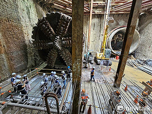 桃捷運綠線G10至G12站隧道貫通 張善政:朝2026年北段通車目標邁進