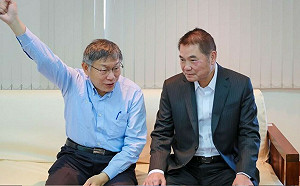 鍾東錦送暖稱「我所知道的柯文哲絕不貪錢」網酸：狼說狐狸不狡猾