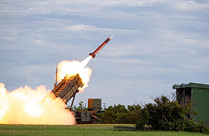 國軍「精準飛彈射擊」 愛國者+天弓「擊殺」靶機