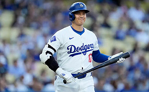 (影)藍鳥成美東爐主！Bassitt:沒簽大谷也無備案