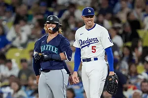 打斷手骨顛倒勇!道奇隊Freeman右手骨裂