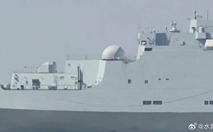 解放軍艦首次配備這武器! 071型多了半球形物體 專家：應是艦載雷射