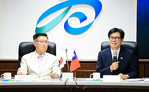  出席台日大港水果祭   秋田縣知事率團拜會陳其邁 