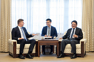 會見前北約助理秘書長 潘孟安:持續加深與立陶宛的連結