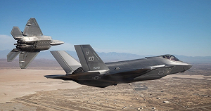 F-35、 F-22戰機誰更強？ 外媒：「這功能」讓它成為「未來戰爭之王」