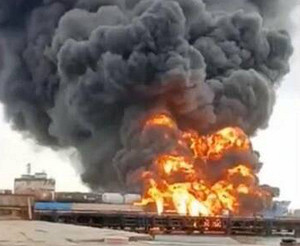 (影) 俄2空軍基地遭突襲!一機場至少毀8戰機 另一油庫、彈藥庫都被炸受重損
