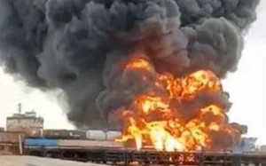 (影) 俄2空軍基地遭突襲！一機場至少毀8戰機 另一油庫、彈藥庫都被炸受重損