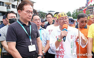 控政府低價徵收 航空城拆遷戶到市府陳情高喊還我家園         